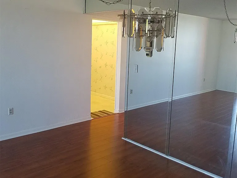 1300 NE Miami Gardens Dr #810E — Photo 5