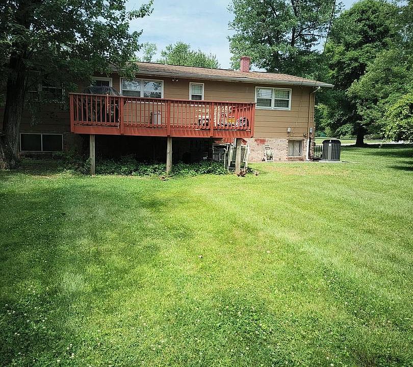 2nd image of 8820 Flagstone Dr