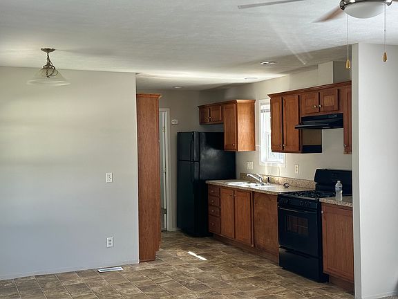 2nd image of 234 Birdsall Dr N #275