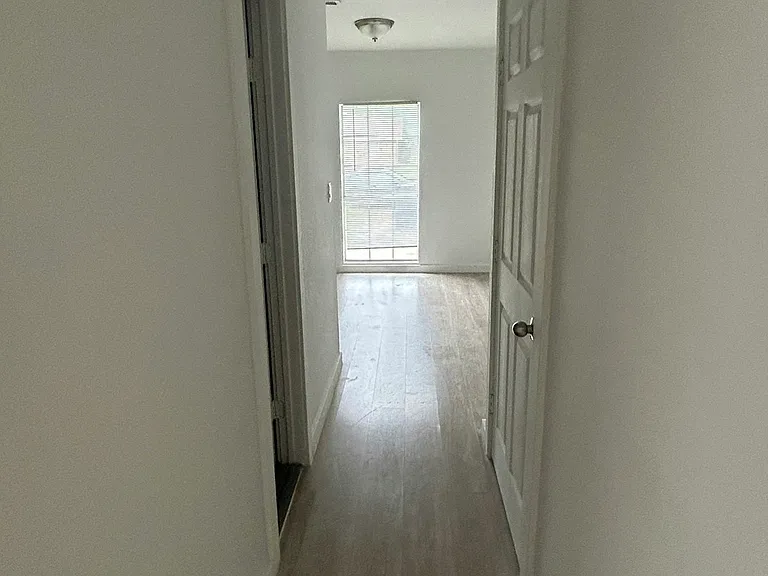 Hallway to Bedroom 4