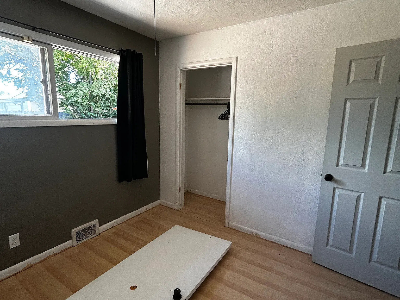 1 bed, 2000 sqft, $600 — Photo 4