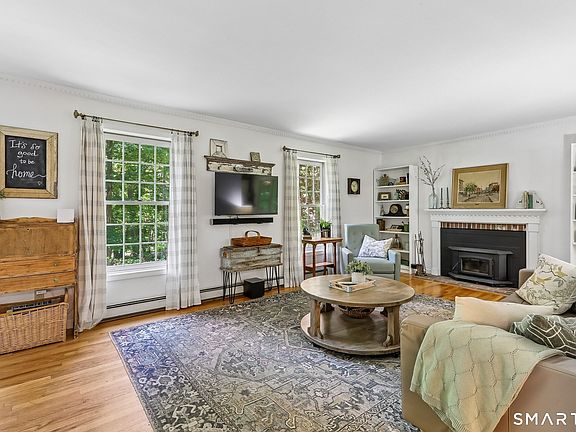 4th image of 338 Good Hill Road