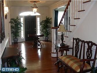 3rd image of 27 Cumberland Dr