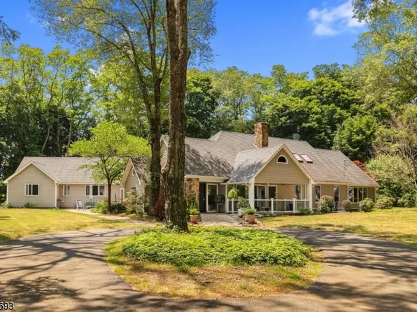 46 Ironia Rd, Chester Twp., NJ 07930