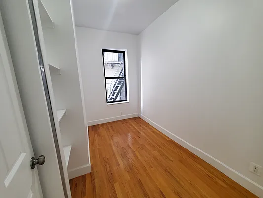 Rented by Douglas Elliman | media 14