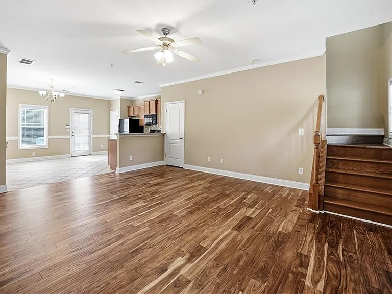 211 Oconee River Cir — Photo 5