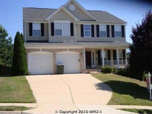 1st image of 72 Newbury Dr