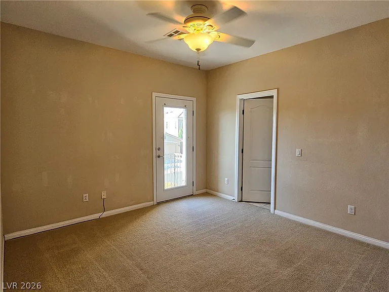 10012 Madison Walk Ave — Photo 33