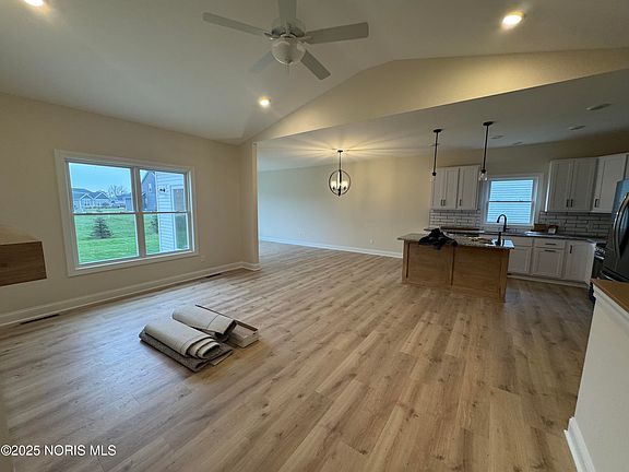4th image of 5059 Magnolia Dr