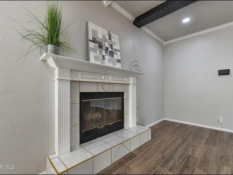 1909 Polly Harris Dr — Photo 4