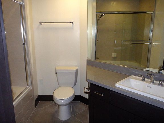 4th image of 1110 Glenville Dr Floor 2