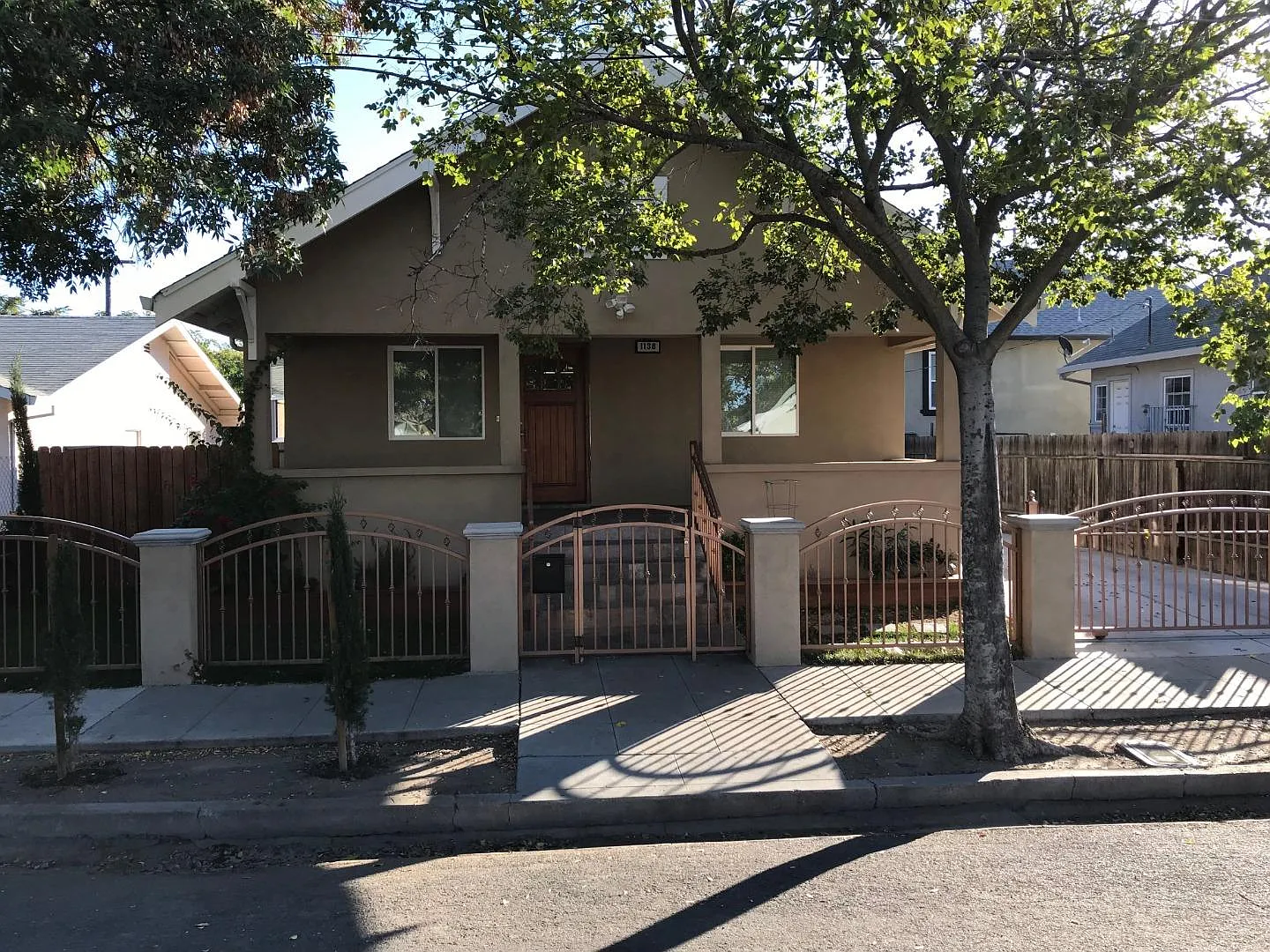 1138 S Grant St photo 1