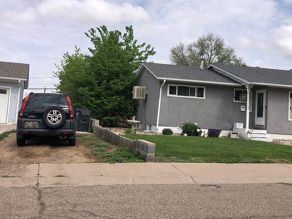 2nd image of 35 Loch Lomond Ln