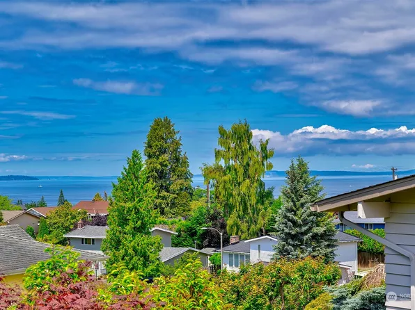 744 Elm Place, Edmonds, WA 98020