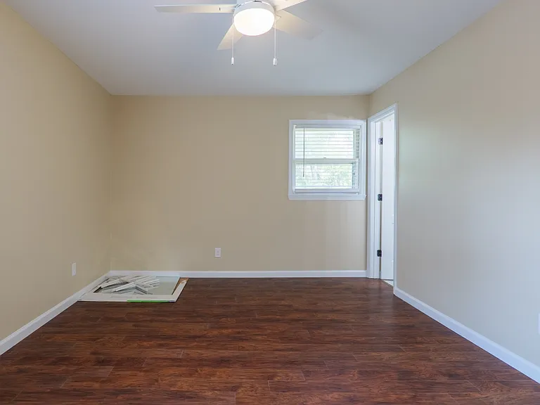 4104 Lantern Ln — Photo 12