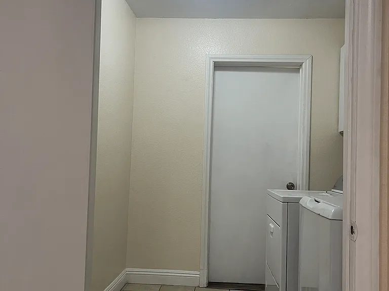 3527 Bronco Buster Ct — Photo 13