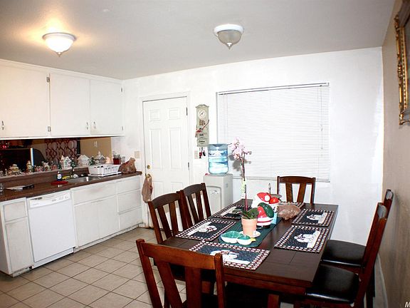 2nd image of 3212 Poppypatch Dr