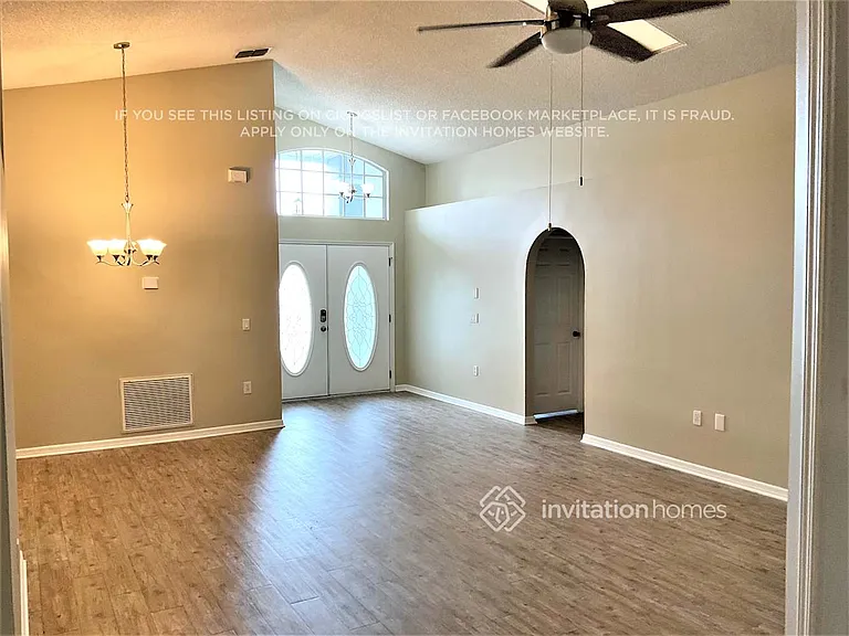 6711 Fawn Ridge Dr — Photo 2