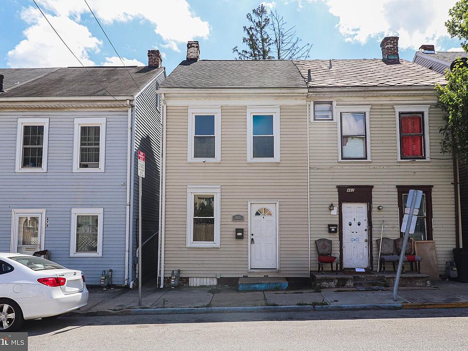 1st image of 480 W Princess St