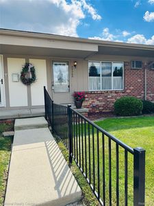 25208 Franklin Ter #4, South Lyon, MI, 48178