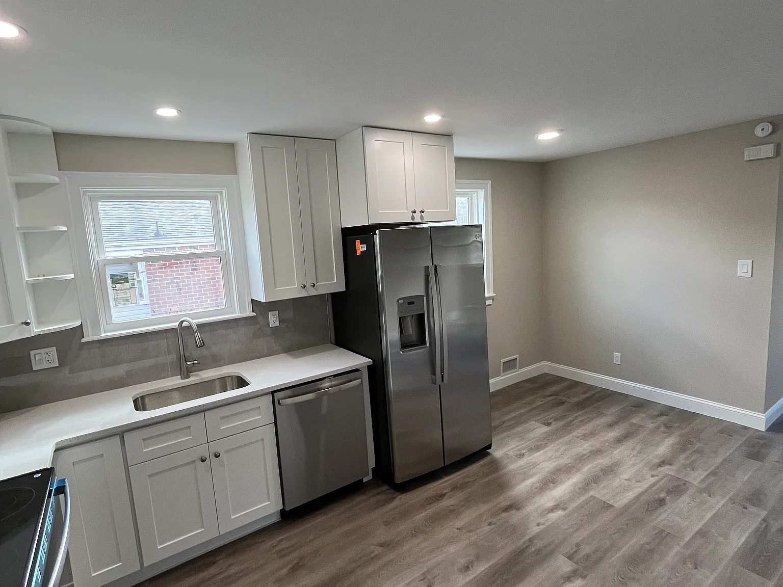 24 Reese Ave — Photo 4