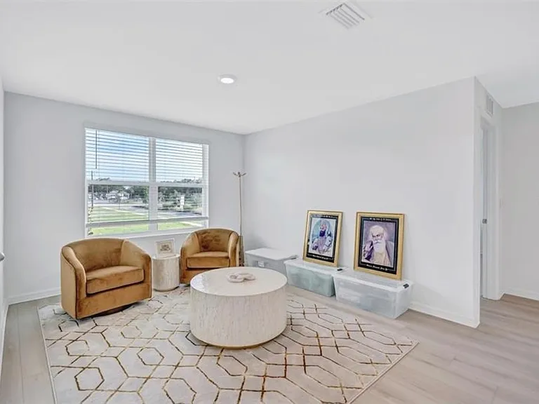 7601 Rosewood Garden Loop — Photo 3