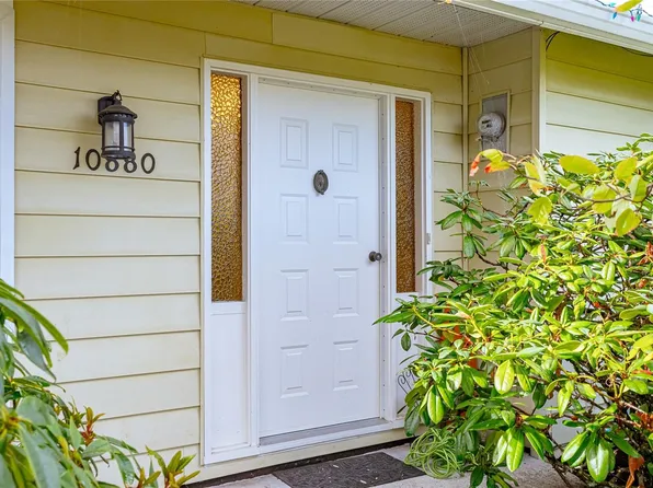 10880 Grandview Rd, Cowichan Valley, BC V9G 1Z7