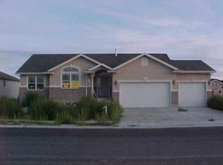 4569 W 5750 S, Hooper, UT 84315