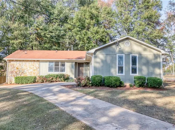 8936 Western Pines Dr, Douglasville, GA 30134