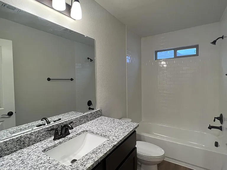 13851 Enzo Gate #101 — Photo 26