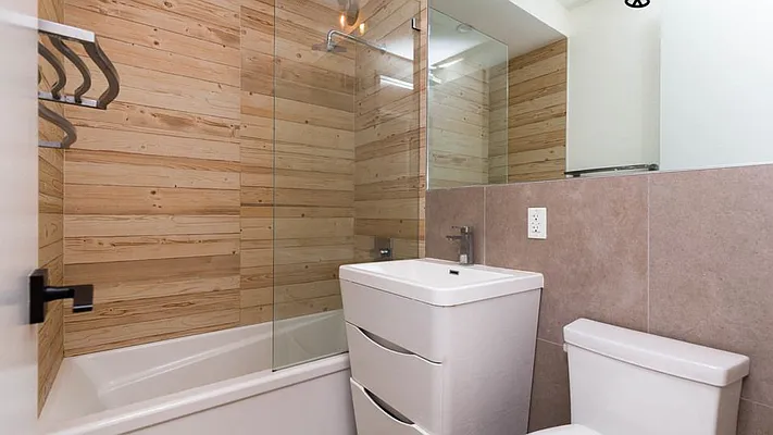 Rented by Nooklyn NYC LLC | media 7