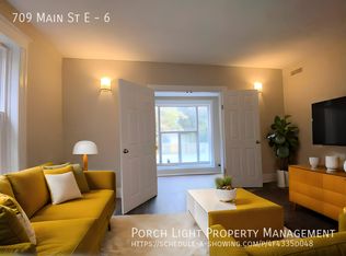 709 Main St E #6, Hamilton, ON L8M 1K8
