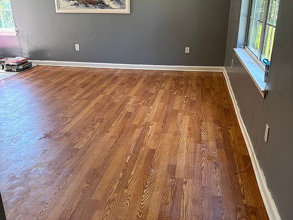 3rd image of 2403 Hartsfield Rd