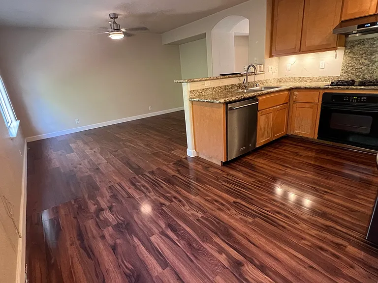 275 Vista Roma Way #229 — Photo 35
