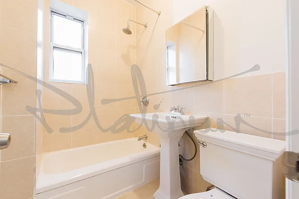 Rented by Platinum Properties | media 1