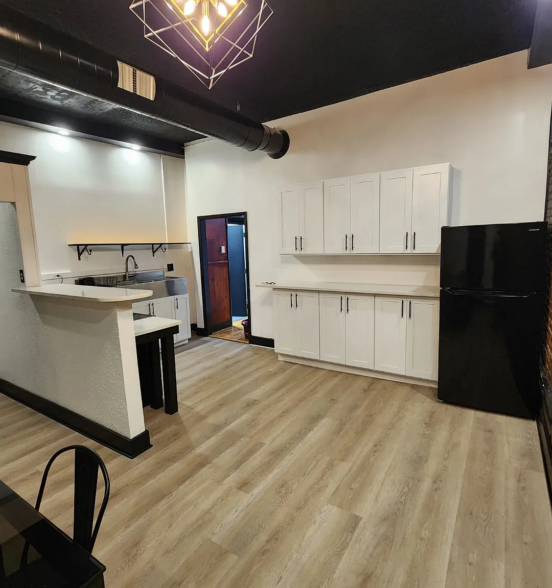 4 bed, 1373 sqft, $775 — Photo 3