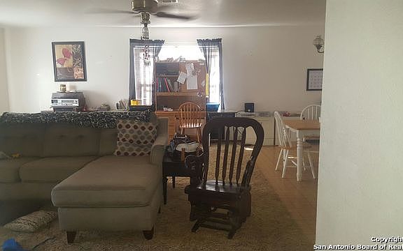 4th image of 531 E Bonner Ave