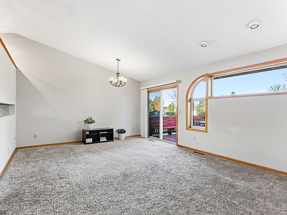 5th image of 8346 Park Ave NE