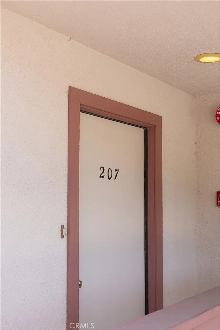 2 bed, 1194 sqft, $3,000 — Photo 2