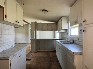 171 Blair Dr, Cairo, GA 39828
