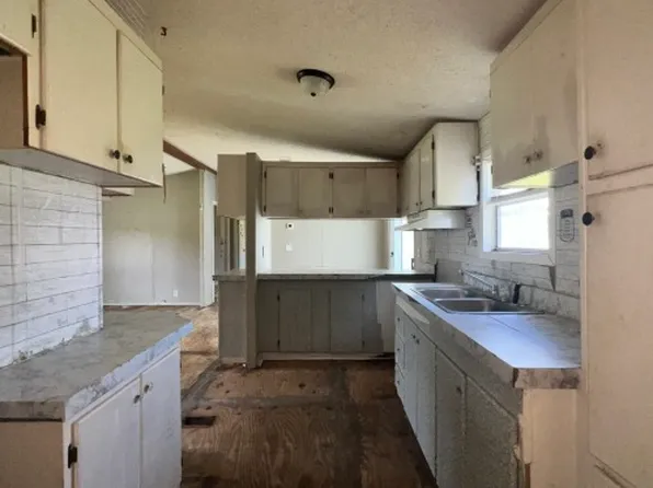 171 Blair Dr, Cairo, GA 39828