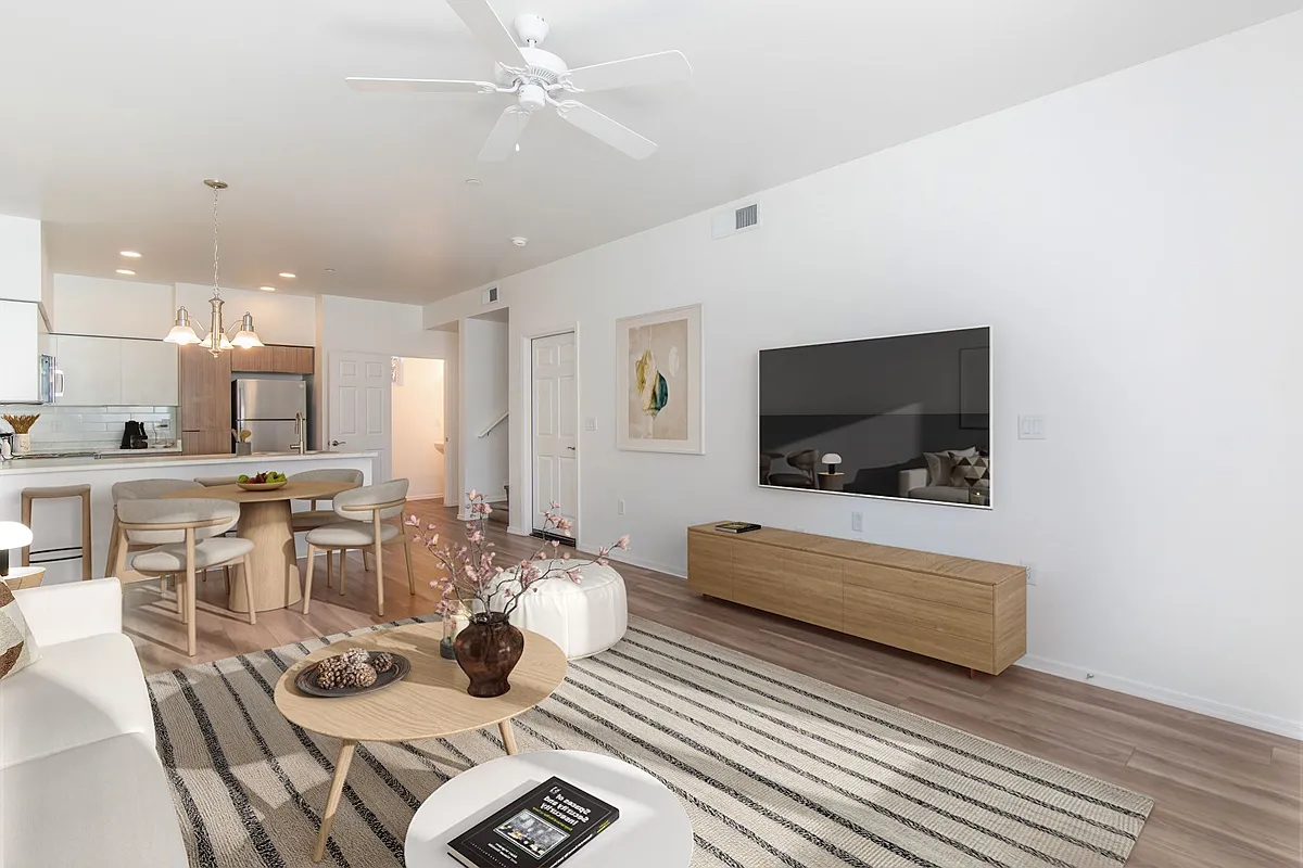 Building Photo - San Junipero Townhomes