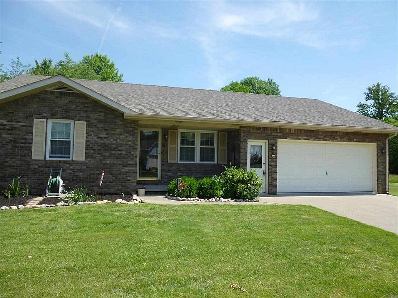 1st image of 122 Kirk Dr