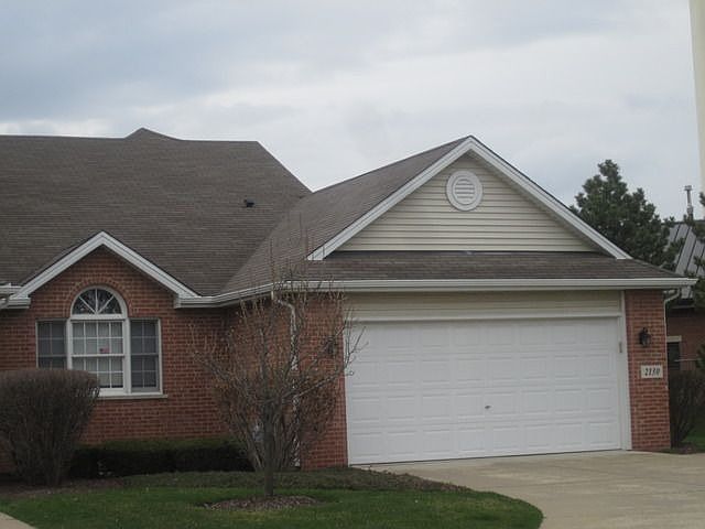1st image of 2130 Clover Ln