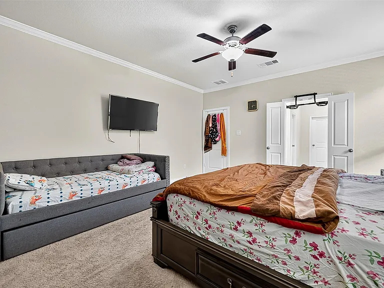 10519 Forfar Ln — Photo 38