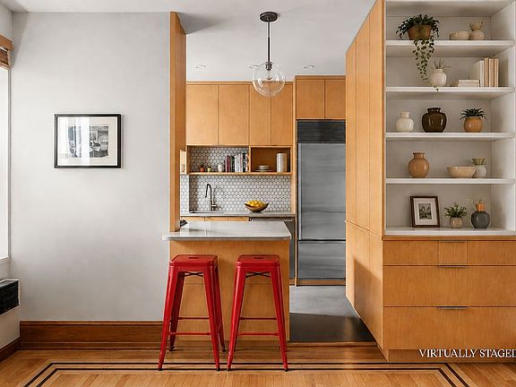 4th image of 35-34 77th St #1
