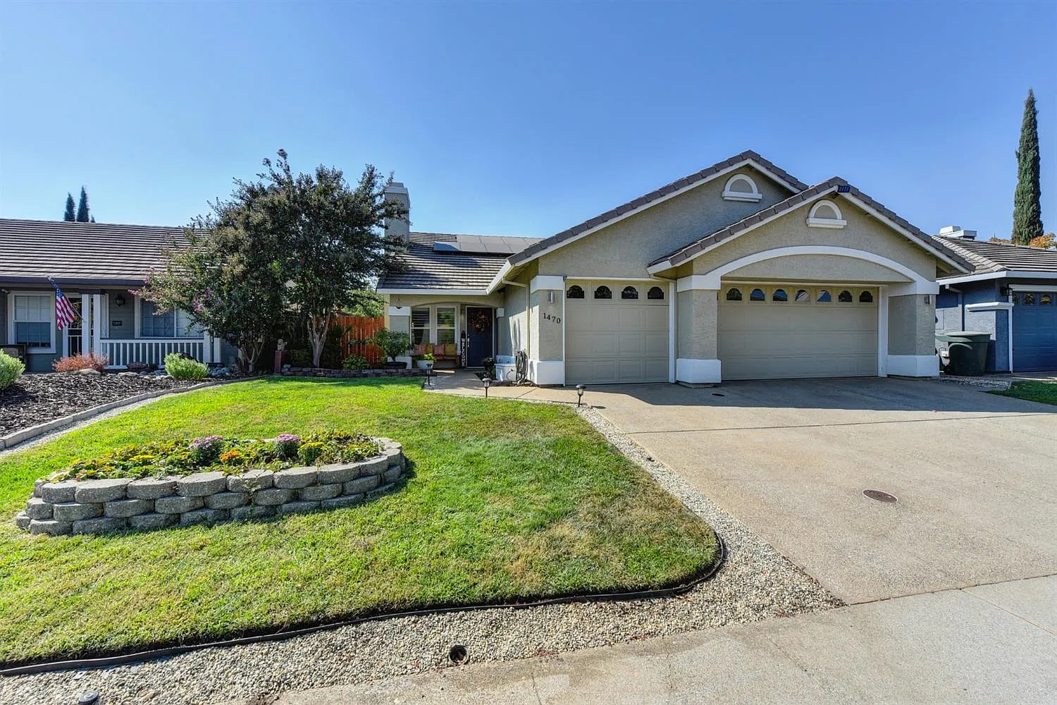 1470 Markham Ravine Dr photo 1