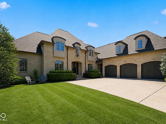 2nd image of 15479 Hidden Oaks Ln