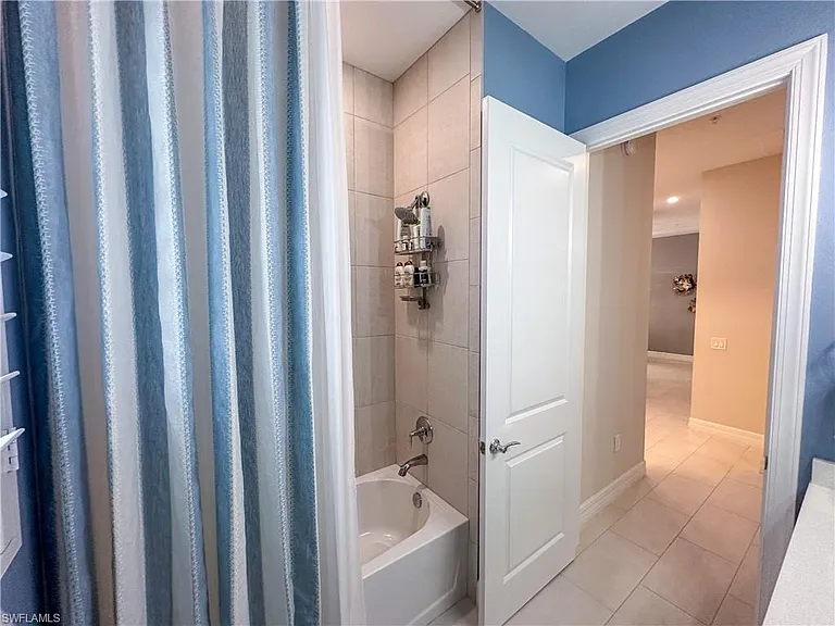 232 Indies Dr E #201 — Photo 30