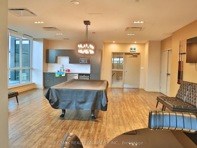 1486 Bathurst St #303 — Photo 27